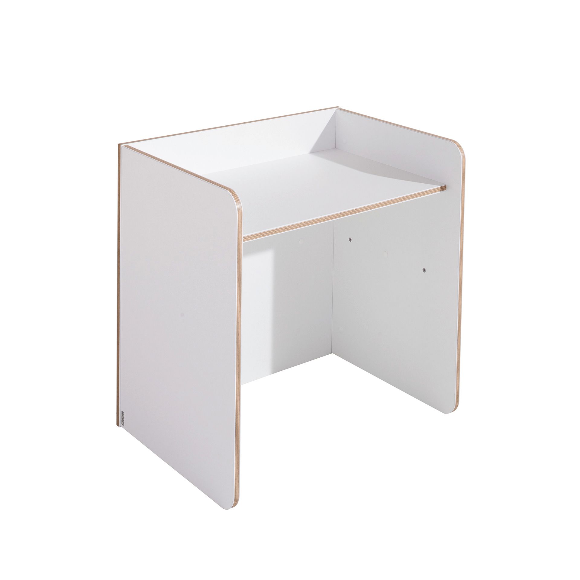 Minimalistischer weißer Schreibtisch mit abgerundeten Kanten und ohne Schubladen, auf weißem Hintergrund.