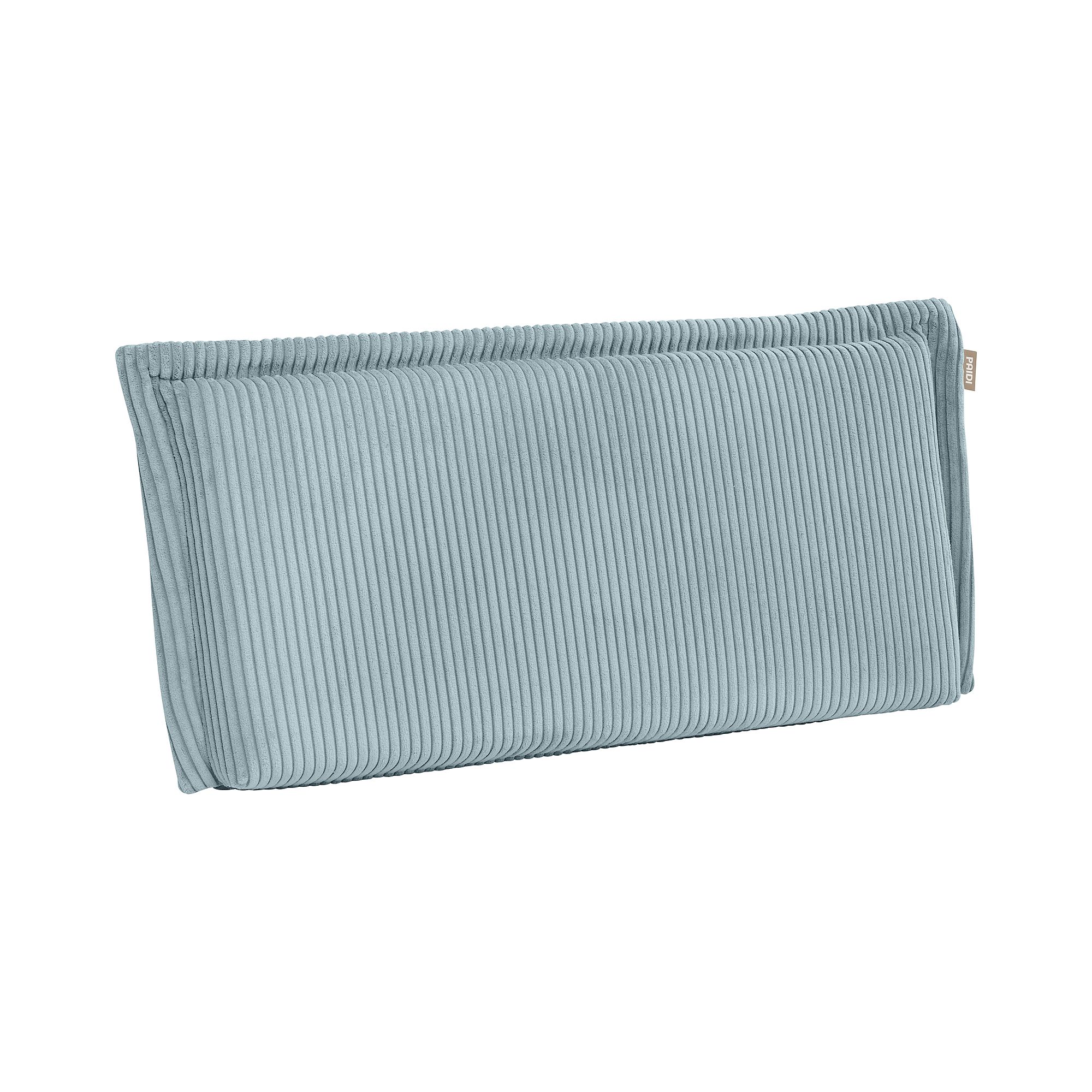 Hellblaues, rechteckiges, geripptes Kissen auf weißem Hintergrund.