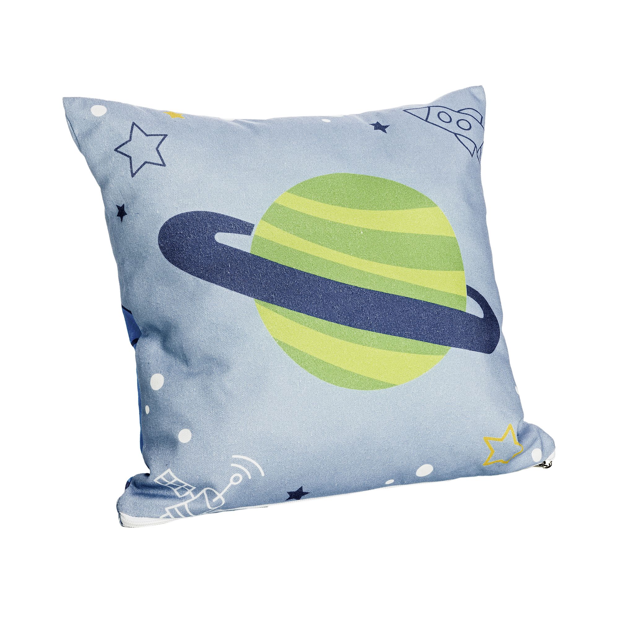 Partykissen Baumwolle, Motiv "Dinos im Weltall", 40 x 40 cm, Grüner Planet Blue pillow with a green planet, stars, and space-themed illustrations.